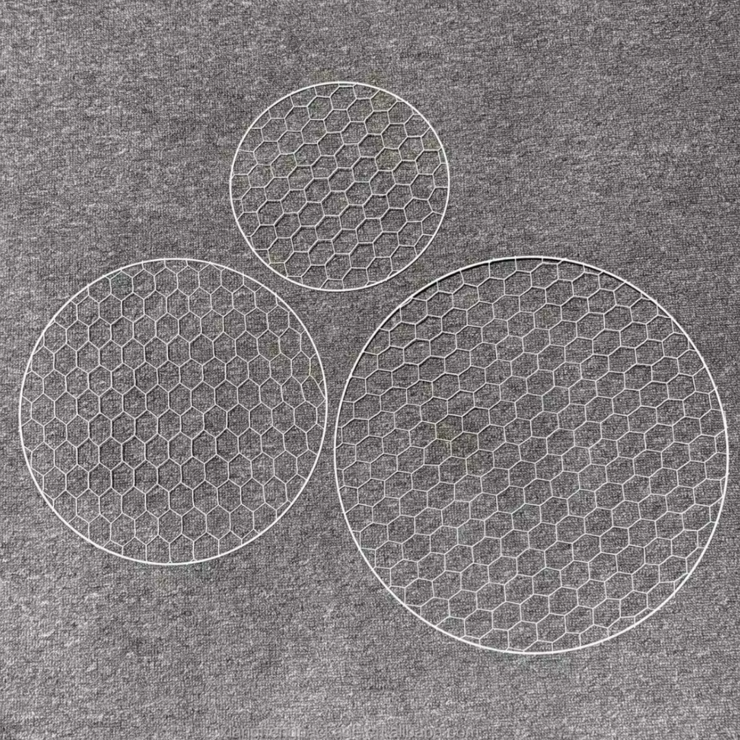 12” Circular Wire Bouquet Frame