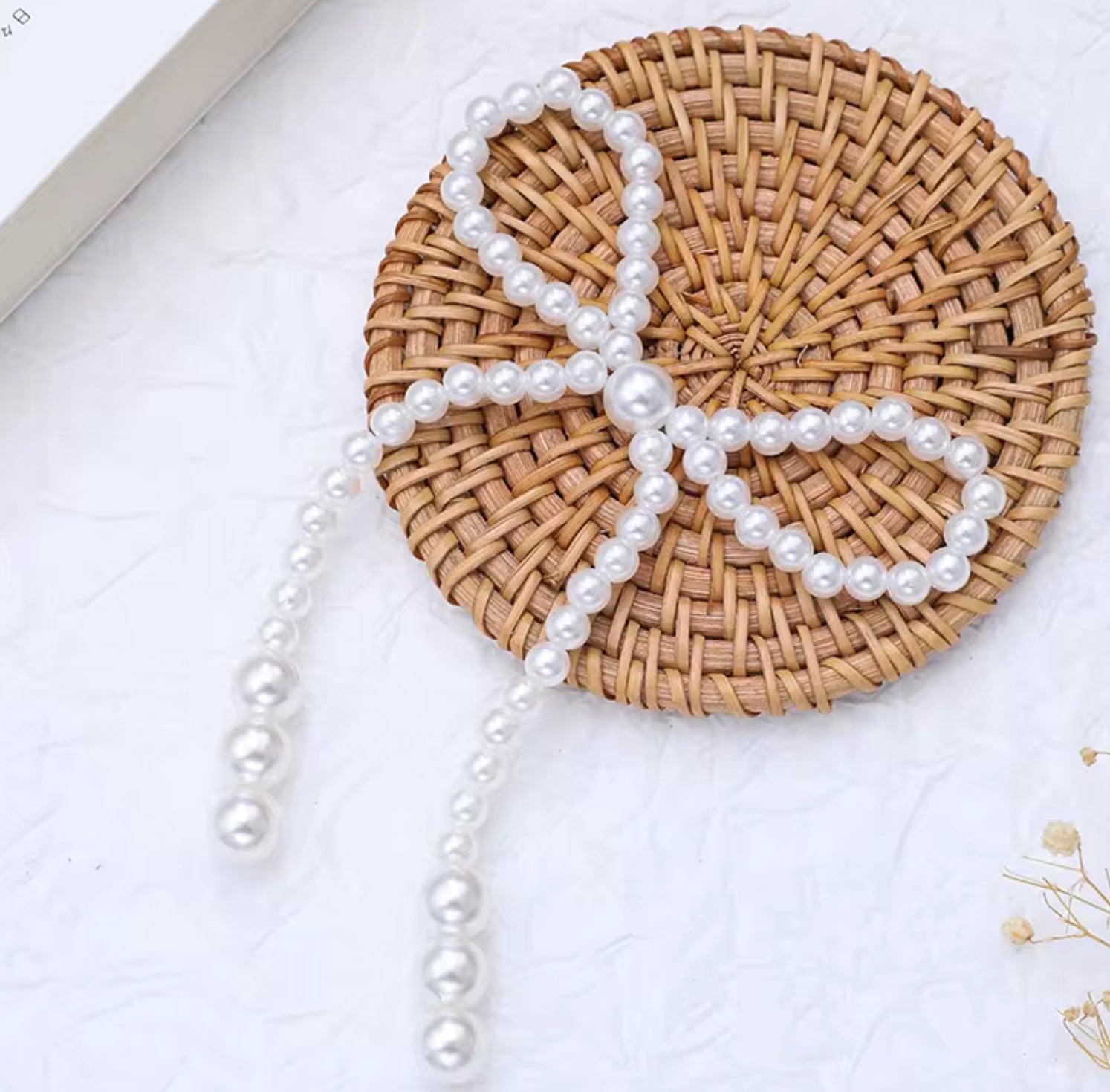 Pearl Bows